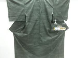 未使用品　仕立て上がり　東京ますいわ屋　安田直之助　霞模様織出し本場泥大島紬着物（5マルキ）